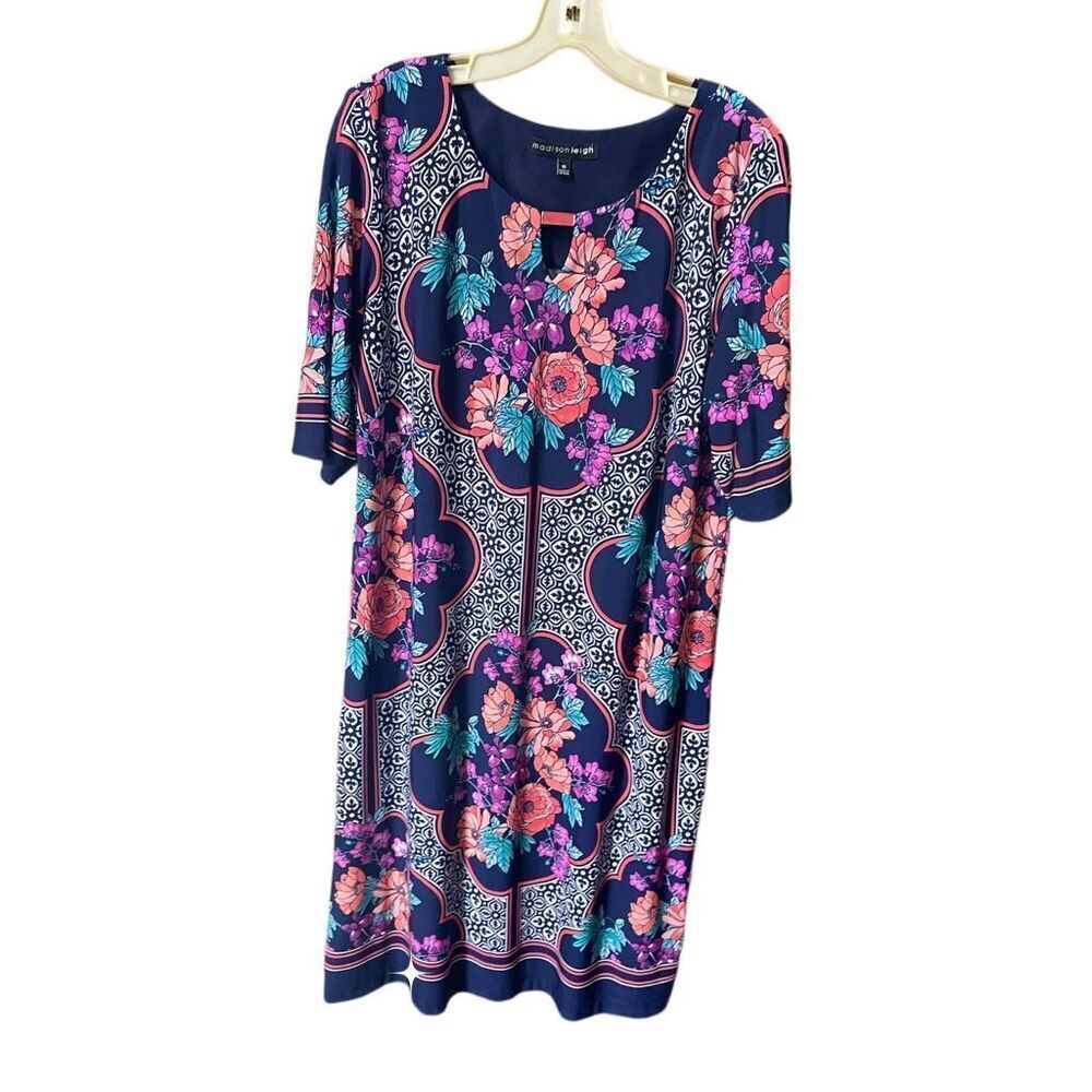 Madison Leigh size 16 floral shift dress.